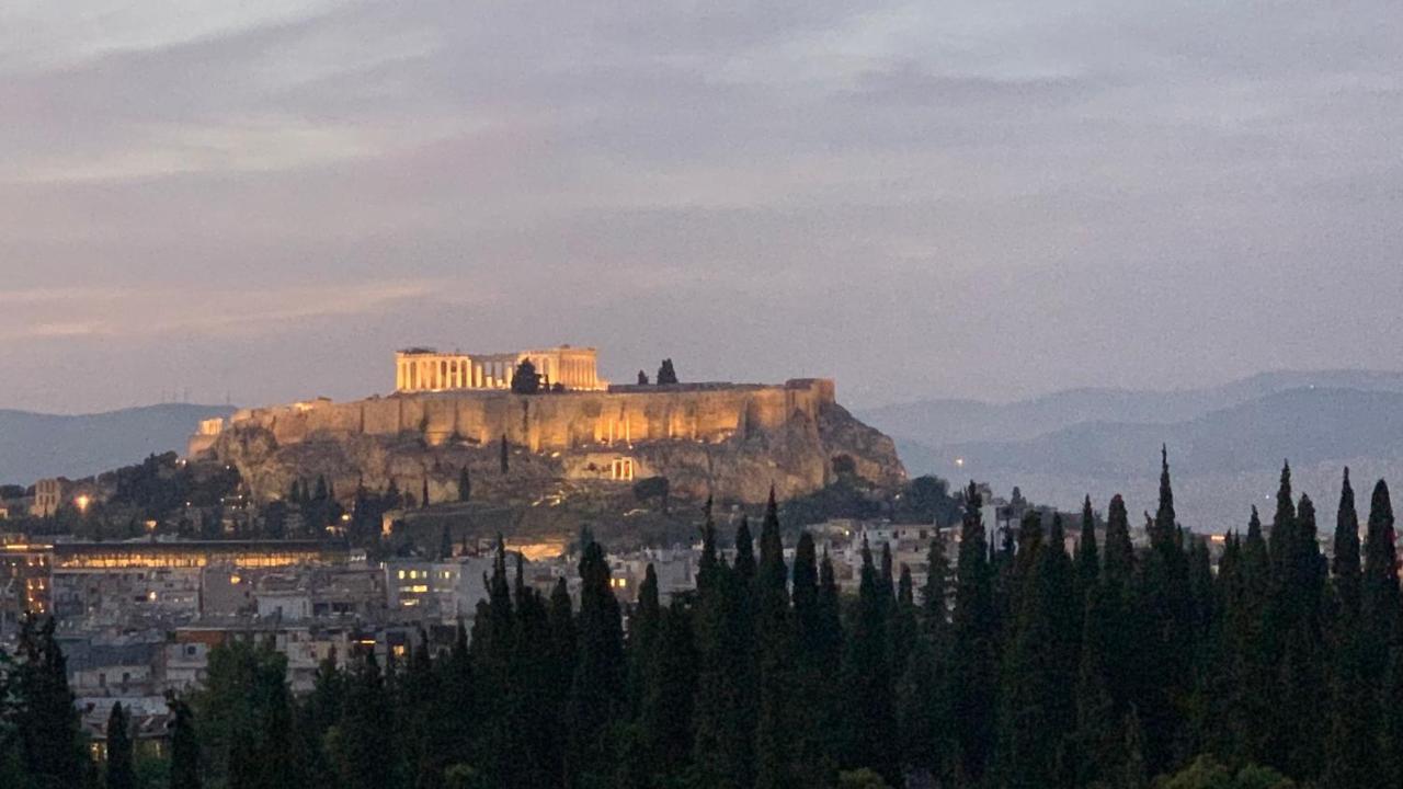 Amazing Acropolis View Penthouse With Jacuzzi Athen
